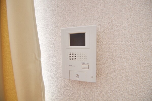 レオパレスネスト鳶尾の物件内観写真